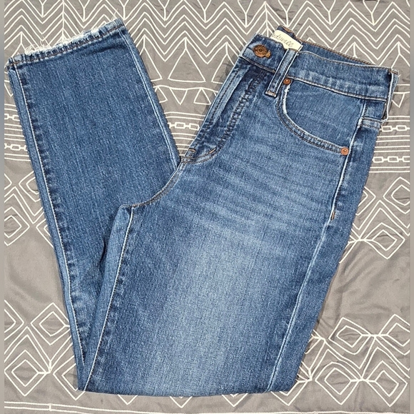 Madewell Denim - Madewell The Perfect Vintage Crop Jean Size 25